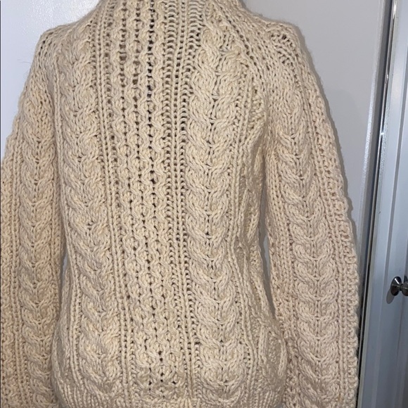 100 wool sweater bee by BANFF LTD. - Picture 4 of 7